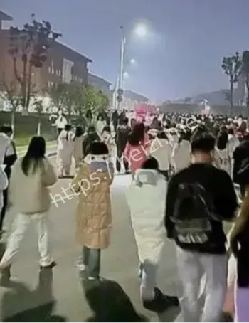 贵州医科大学凌晨疏散